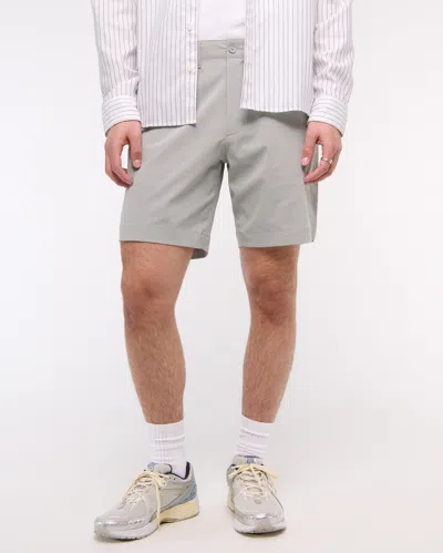 Abercrombie & Fitch Performance Golf Short In Gray