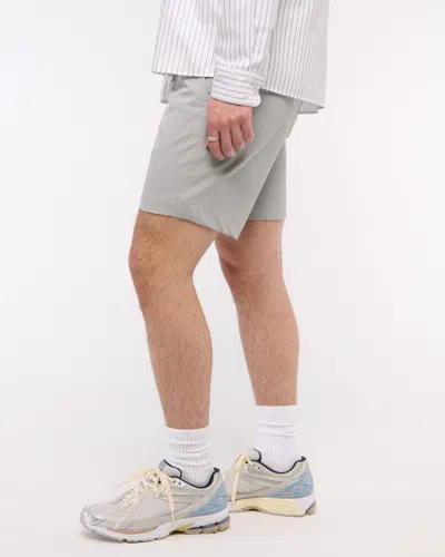 Abercrombie & Fitch Performance Golf Short In Gray