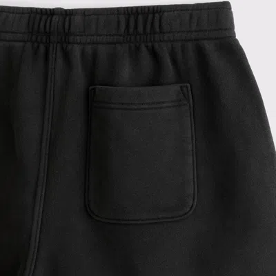Abercrombie & Fitch Essential Short In Black