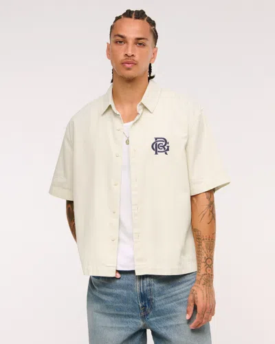 Abercrombie & Fitch Short-sleeve Random Golf Club Button-up Shirt In Sand