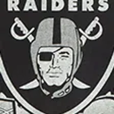 Abercrombie & Fitch Las Vegas Raiders Graphic Tee In Black