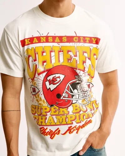Abercrombie & Fitch Kansas City Chiefs Graphic Tee In White
