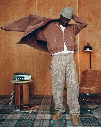 Abercrombie & Fitch Essential Cropped Full-zip Hoodie In Brown