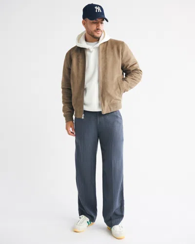 Abercrombie & Fitch Essential Popover Hoodie In White