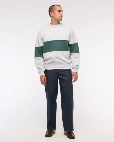 Abercrombie & Fitch Essential Crew Sweatshirt