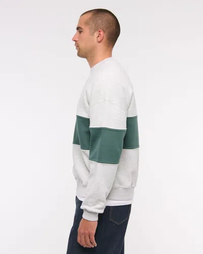 Abercrombie & Fitch Essential Crew Sweatshirt