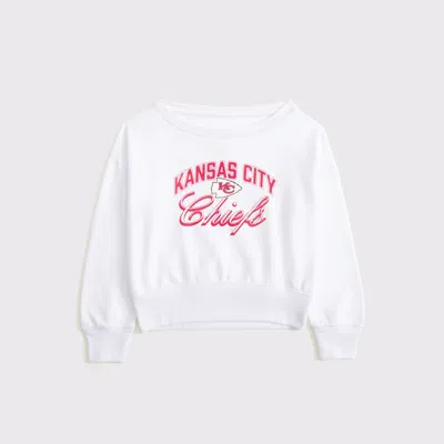 Abercrombie & Fitch Kansas City Chiefs Off-the-shoulder Graphic Crew Sweatshirt In White