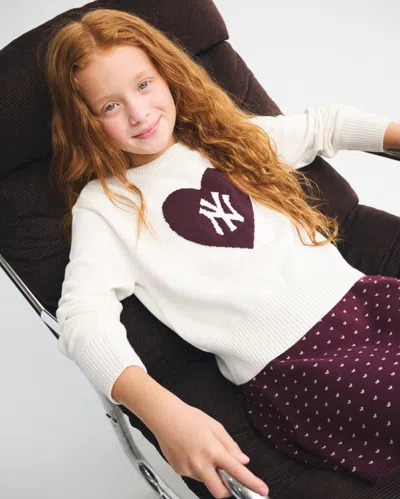 Abercrombie & Fitch New York Yankees Graphic Crew Sweater In White