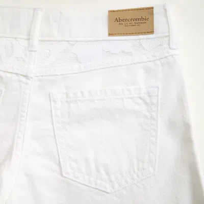 Abercrombie & Fitch Mid Rise Baggy Shorts In White