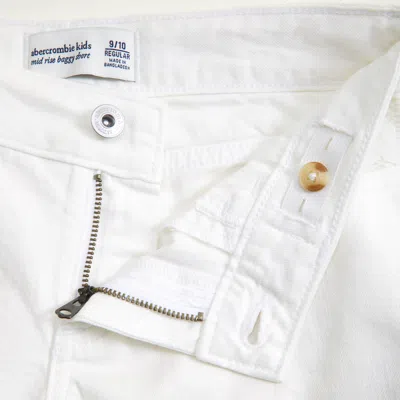 Abercrombie & Fitch Mid Rise Baggy Shorts In White