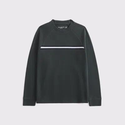 Abercrombie & Fitch Long-sleeve Vintage-inspired Tee In Black