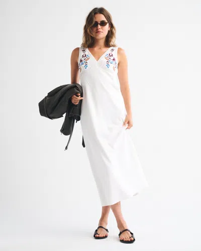 Abercrombie & Fitch V-neck Embroidered Maxi Dress In White