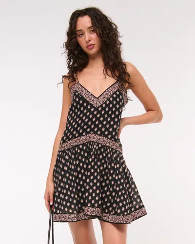 Abercrombie & Fitch V-neck Flowy Mini Skort In Black