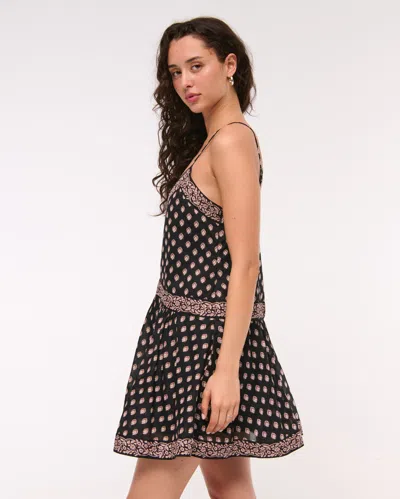 Abercrombie & Fitch V-neck Flowy Mini Skort In Black