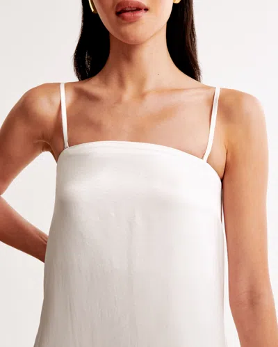 Abercrombie & Fitch Strapless Trapeze Maxi Dress In White
