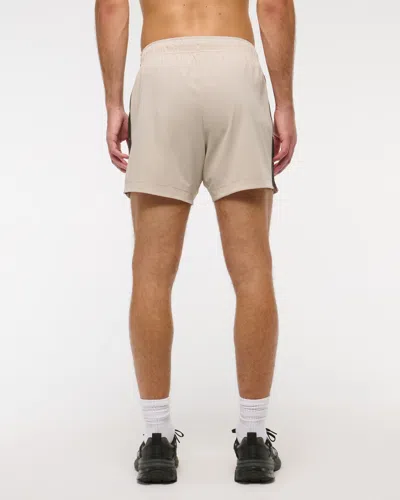 Abercrombie & Fitch Ypb Motiontek Retro Short In Brown