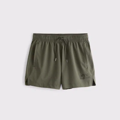Abercrombie & Fitch Ypb Motiontek Retro Short In Green