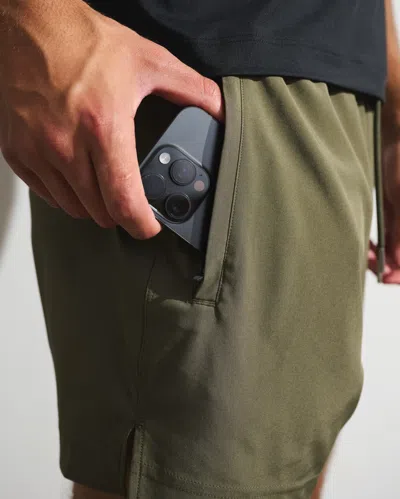 Abercrombie & Fitch Ypb Motiontek Retro Short In Green