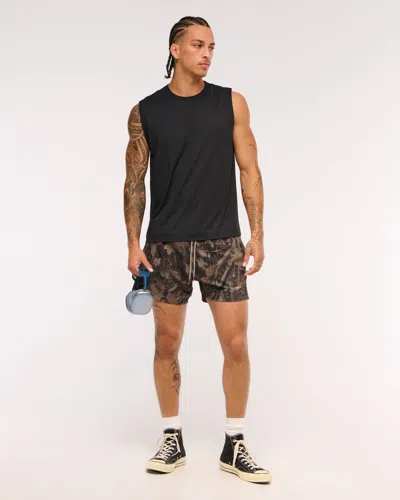 Abercrombie & Fitch Ypb Motiontek Retro Short In Black