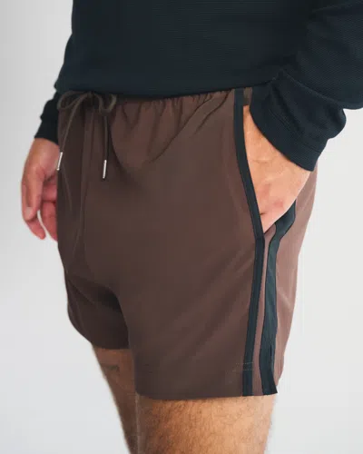 Abercrombie & Fitch Ypb Motiontek Retro Short In Brown