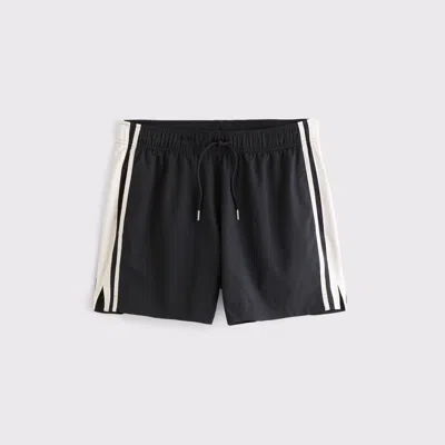 Abercrombie & Fitch Ypb Motiontek Retro Short In Black