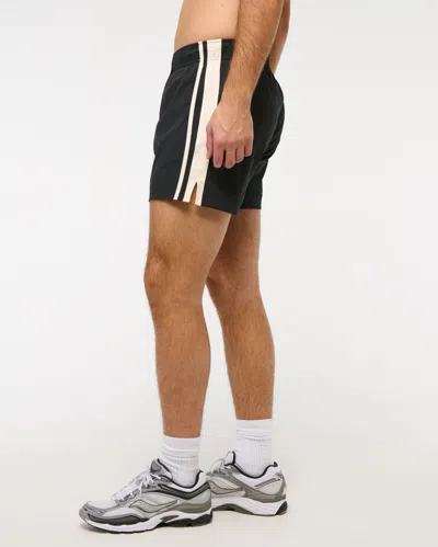 Abercrombie & Fitch Ypb Motiontek Retro Short In Black
