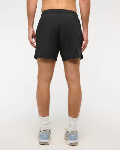 Abercrombie & Fitch Ypb Motiontek Retro Short In Black