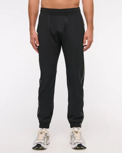 Abercrombie & Fitch Ypb Motiontek Cinched Hem Pant In Black