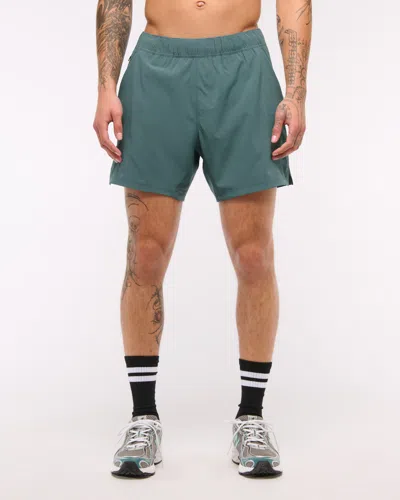 Abercrombie & Fitch Ypb Motiontek Lined Ready Short In Green