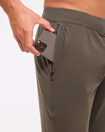 Abercrombie & Fitch Ypb Freestyle Training Jogger In Green