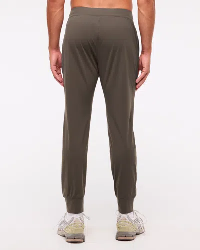 Abercrombie & Fitch Ypb Freestyle Training Jogger In Green