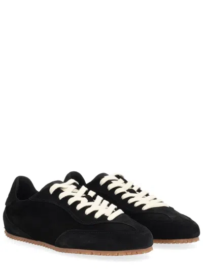 Axel Arigato Daze Runner Black Sneaker With Logo On The Tongue And Grooved Sole In Suede Man In Black