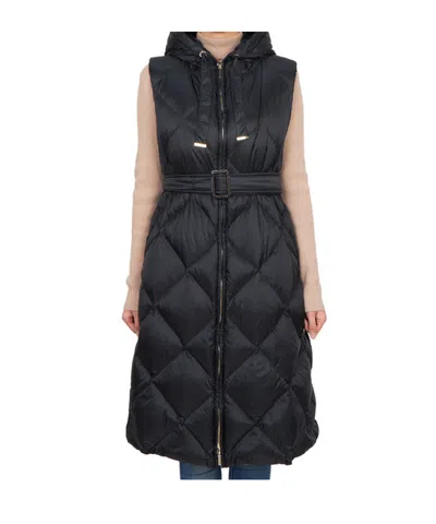 Max Mara The Cube Tregil Quilted Vest In Black