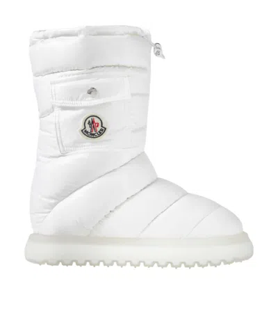 Moncler Gaia Quilted Nylon Pocket Snow Boots In Yellow
