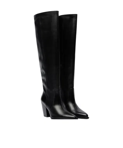 Stuart Weitzman Jolene Pointed-toe Boots In Black