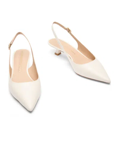 Stuart Weitzman Stuart Sculpt Slingback 35 In White