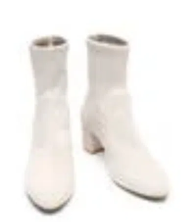 Stuart Weitzman Pointed-toe Ankle Boots In White