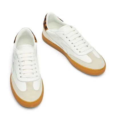 Stuart Weitzman Round-toe Low-top Casual Shoes In White