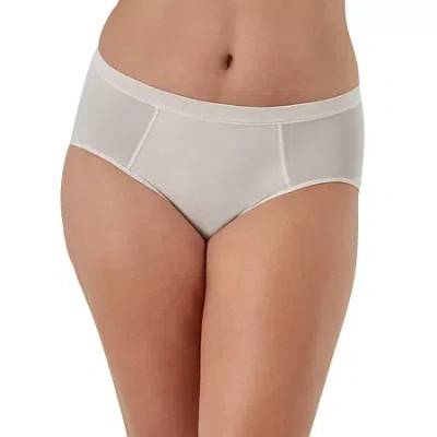 Bali One Smooth U Womens Average + Full Figure Brief Panty Dfmebf In Sand