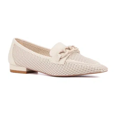 Torgeis Kalina Womens Square Closed Toe Loafers In Neutral