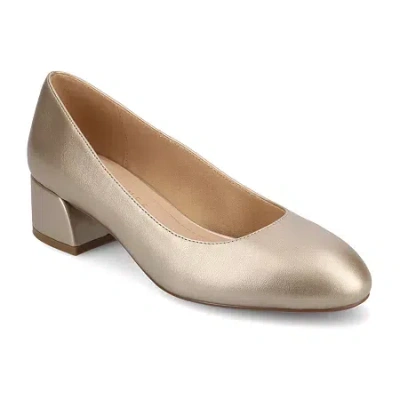 Journee Collection Saarii Womens Round Closed Toe Block Heel Pumps In Neutral