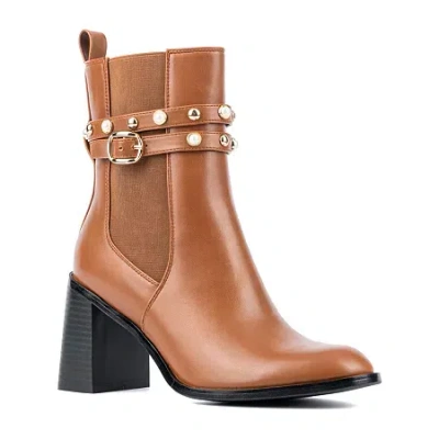 Torgeis Womens Ivy Stacked Heel Booties In Brown