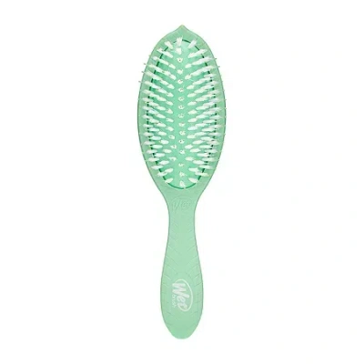 The Wet Brush Go Green Tea Tree Oil Infused Brush In Green