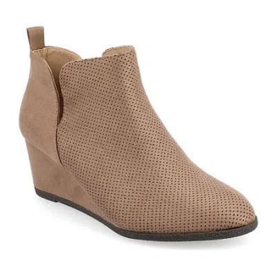 Journee Collection Womens Mylee Wedge Heel Booties In Brown