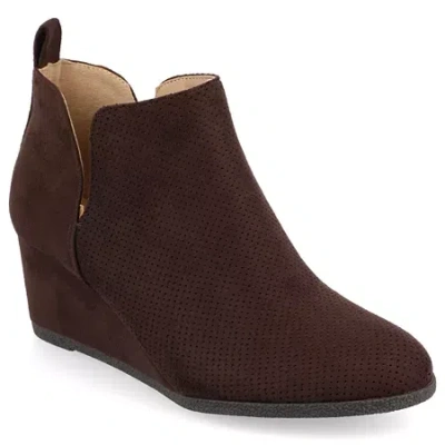 Journee Collection Womens Mylee Wedge Heel Booties In Brown