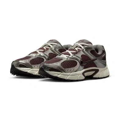 Nike V5 Rnr Womens Sneakers In Brown
