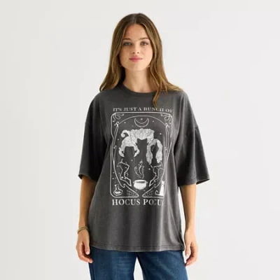 Mad Engine Hocus Pocus Oversized Tee Womens Juniors Crew Neck Short Sleeve Loose Fit Graphic T-shirt In Black