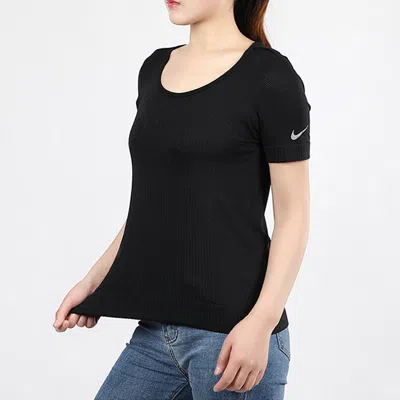 Nike (wmns)  Athleisure Casual Sports Breathable Short Sleeve Black T-shirt