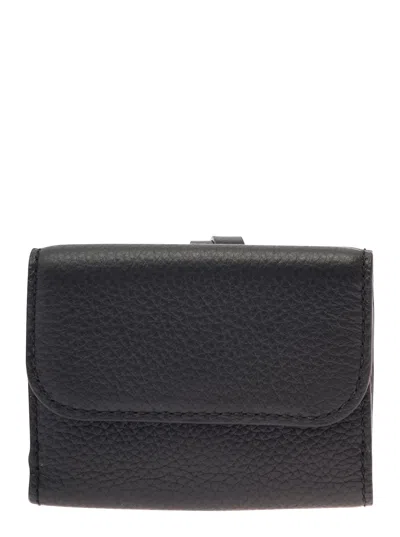 Chloé Women 'alphabet' Black Tri-fold Wallet With Charm And Leather Link In Grainy Leather Woman In Multi