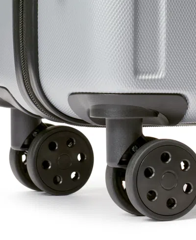 Marc New York Lotus 29" Upright Luggage In Silver